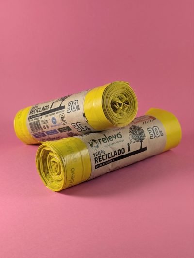 Bolsas de basura 100% recicladas RELEVO 30 L